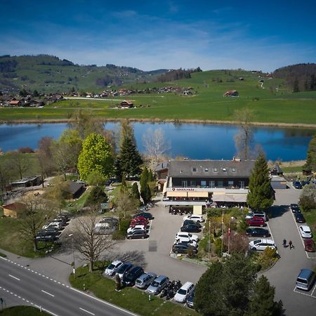 Hotel Erlebnisland Grizzlybaer Langenbuhl Esterno foto