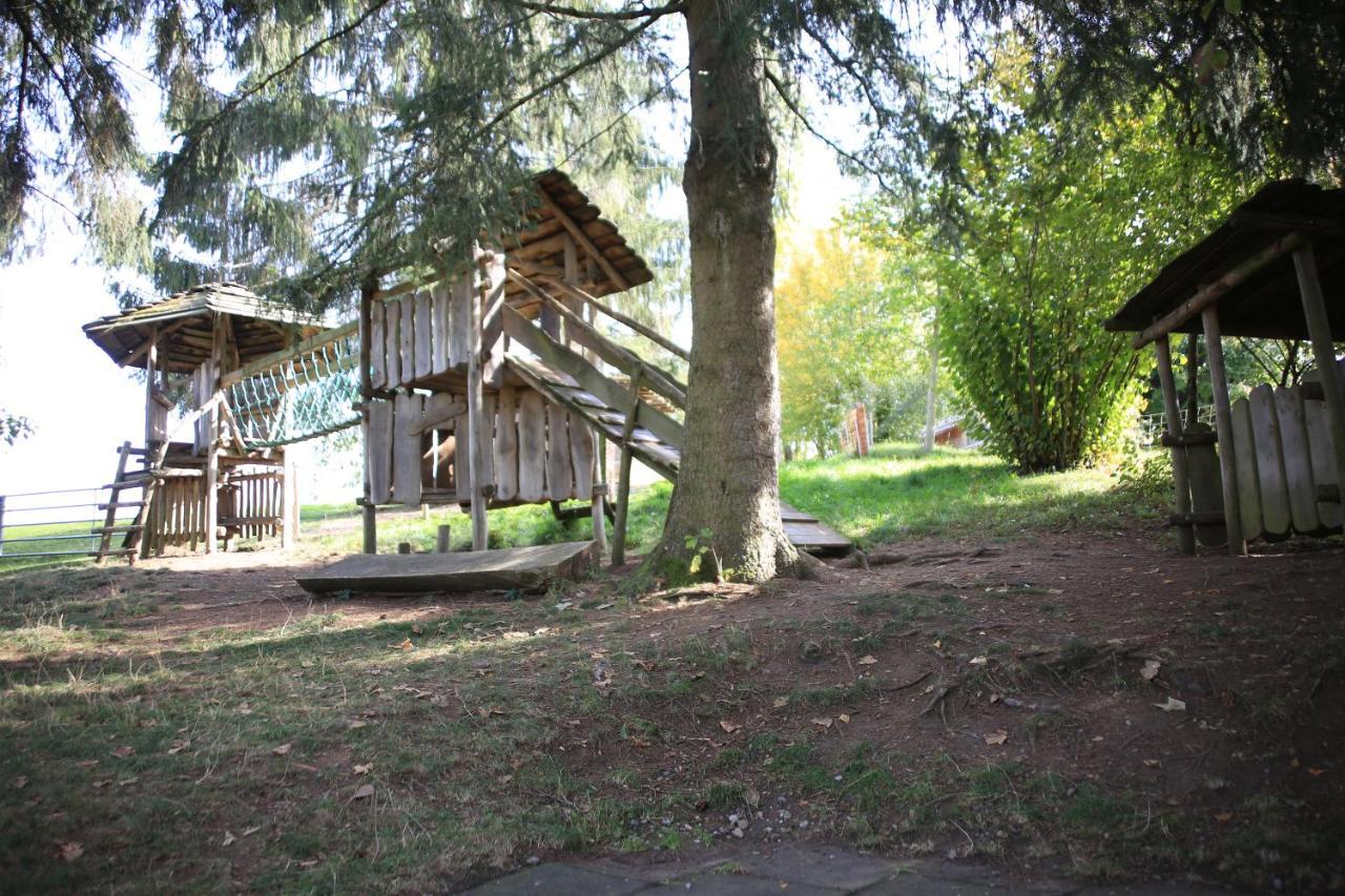 Hotel Erlebnisland Grizzlybaer Langenbuhl Esterno foto