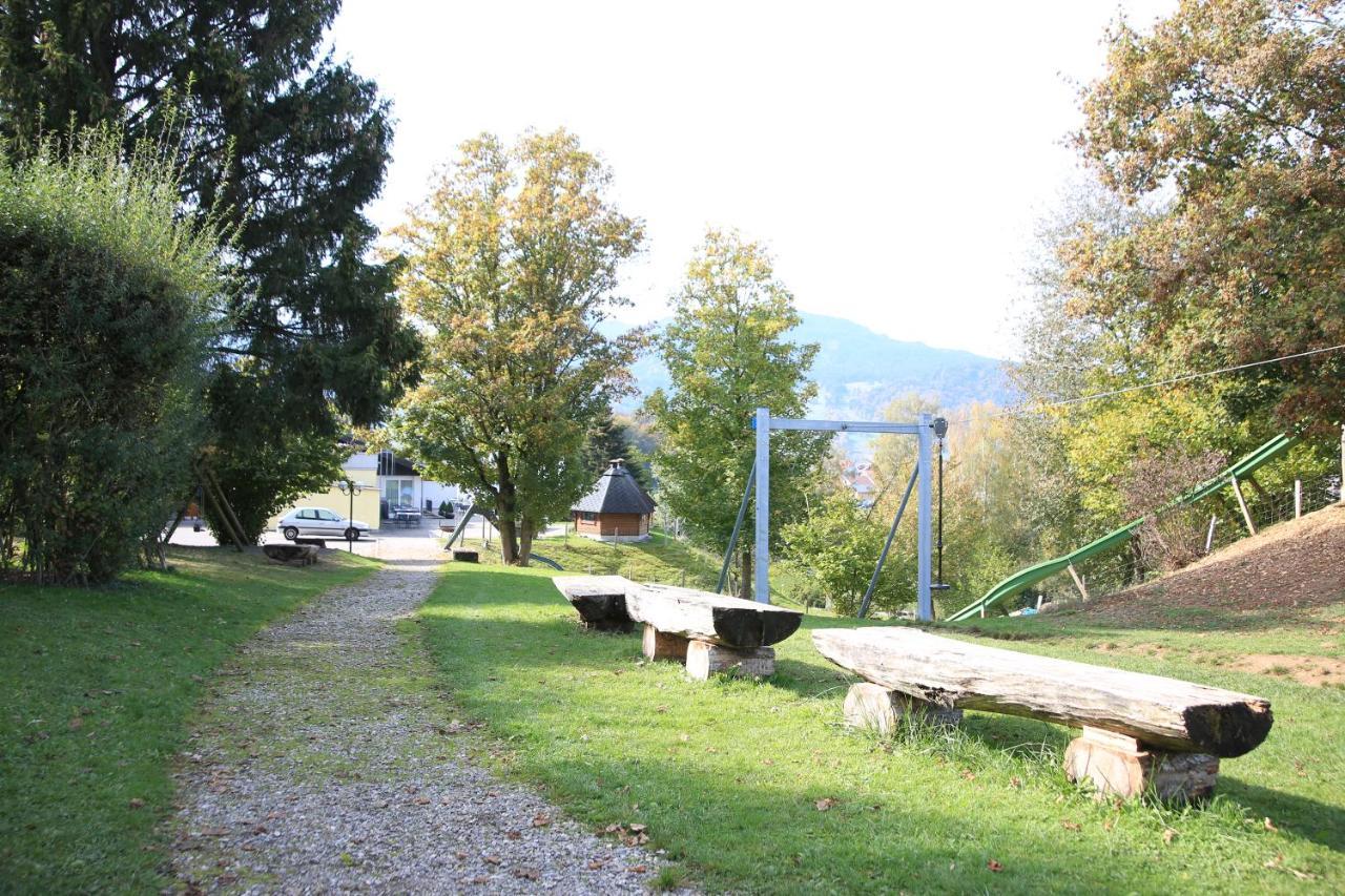 Hotel Erlebnisland Grizzlybaer Langenbuhl Esterno foto